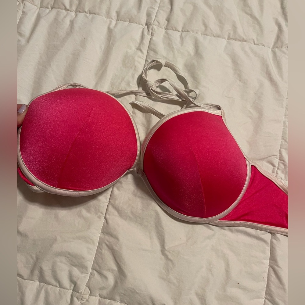 Hottie tottie bikini top